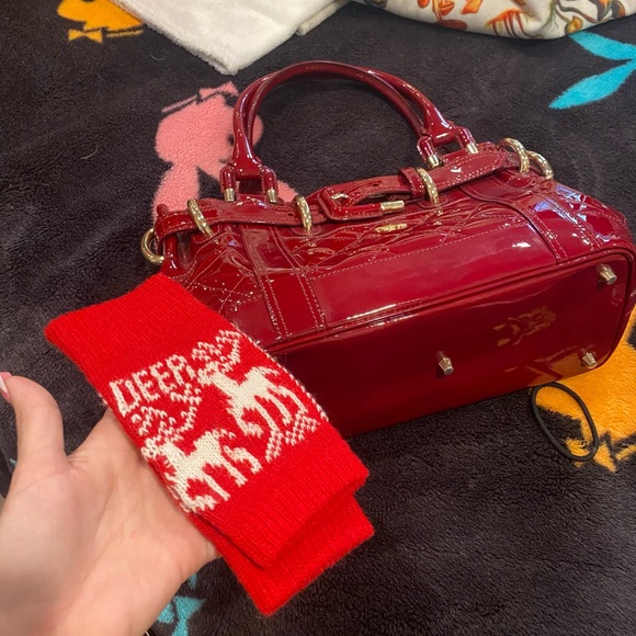 Burberry patent leather Burgundy handbag - Picture 4 of 17